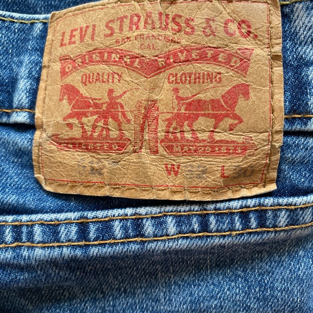 Levi jeans